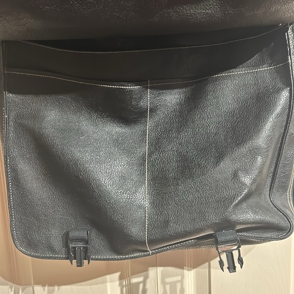 GAP Laptop Satchel Faux/Vegan Leather Expandable - Picture 3 of 14